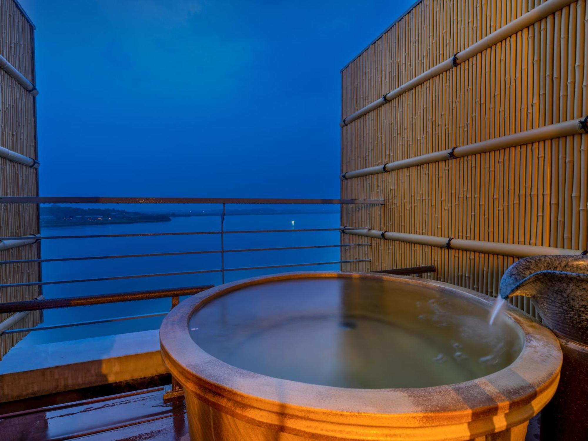 Apa Hotel & Resort Kaga Katayamazu Onsen Kasuikyo المظهر الخارجي الصورة